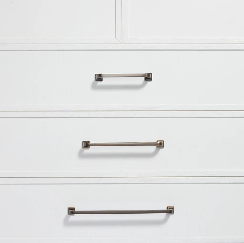 Hepburn Hardware Bronte Handle | Oil Rubbed Bronze