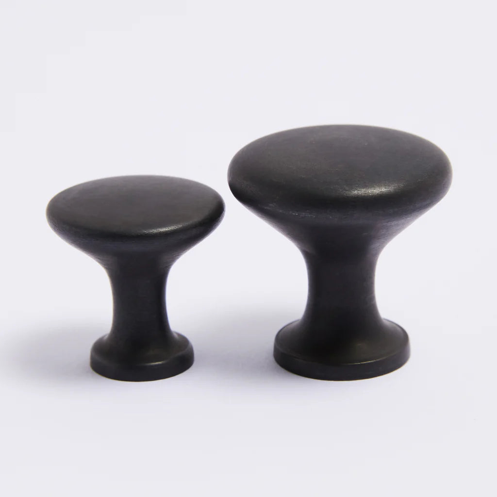 Hepburn Hardware Ascot Knob | Scorched Black