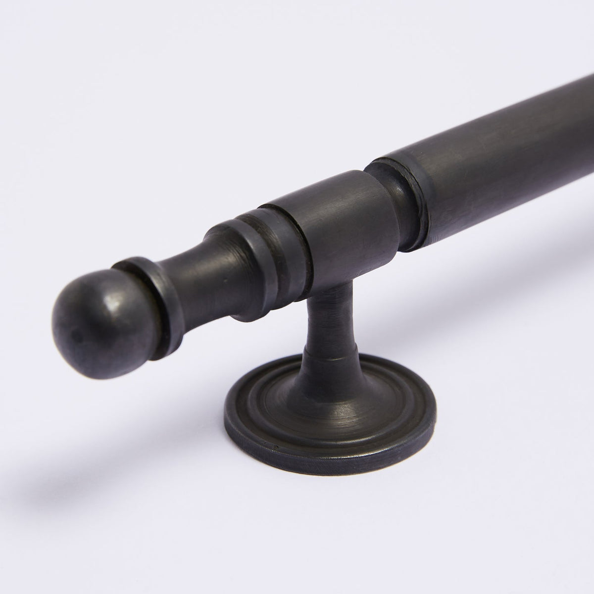 Kew Handle in scorched black, detail