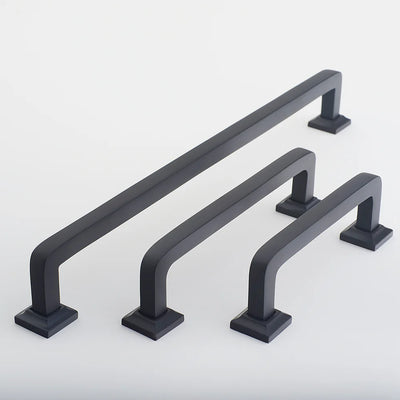 Hepburn Hardware Bronte Handle | Blackest Black