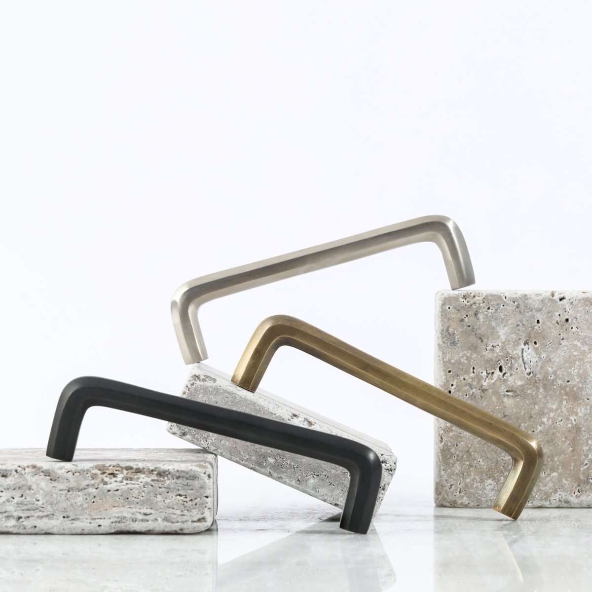 Henley Handle in scorched black, detail
