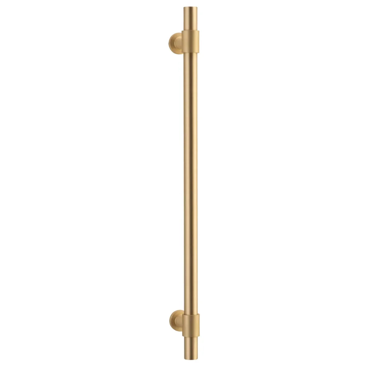 Iver Helsinki pull handle on an entrance door