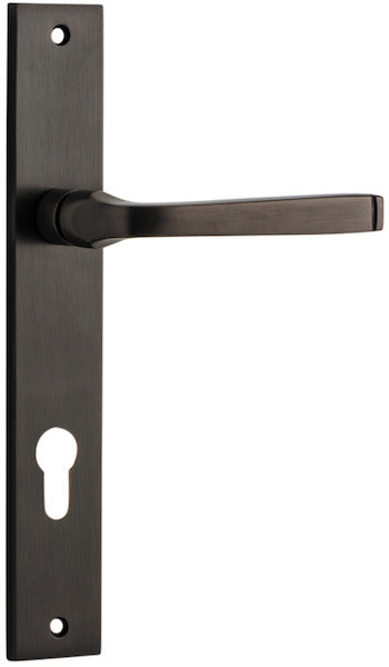 Annecy Lever - Rectangular Backplate - Ella Grace - Iver - Signature Brass - Door Levers