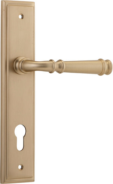 Verona Lever - Stepped Backplate - Ella Grace - Iver - Brushed Brass - Door Levers