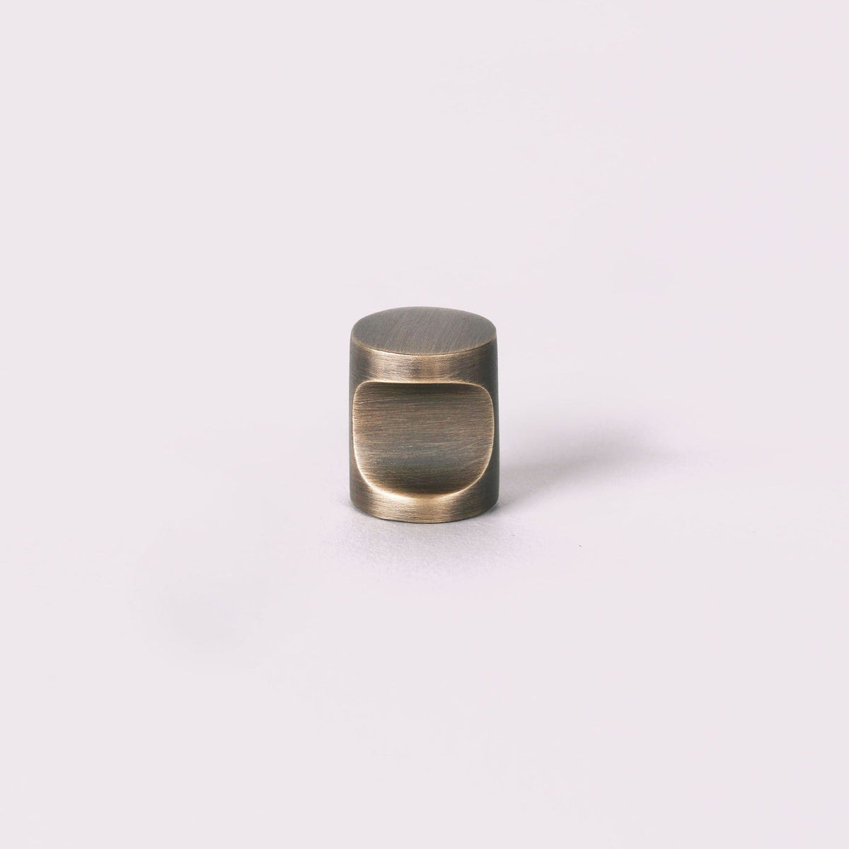 Ren Knob in English bronze by Hepburn Hardware