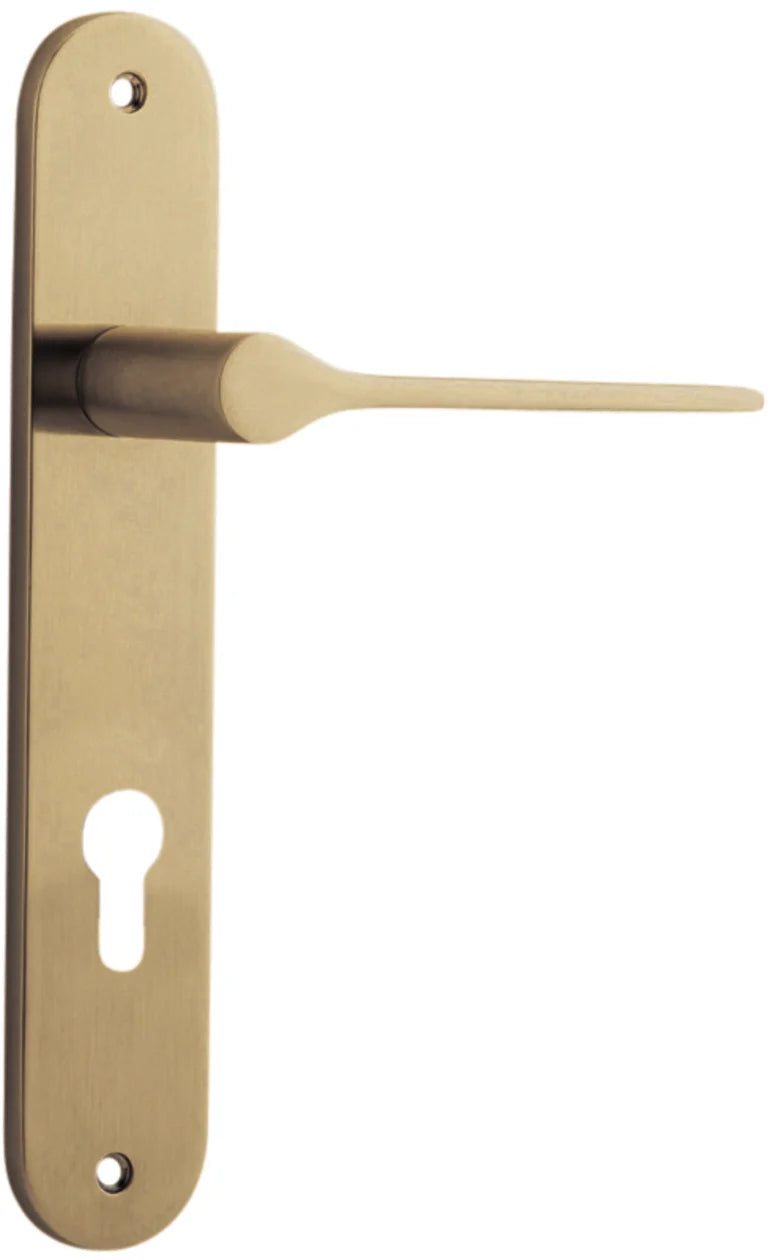 Como Lever - Oval Backplate - Ella Grace - Iver - Brushed Brass - Door Levers