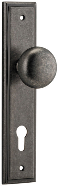 Cambridge Knob - Stepped Backplate - Ella Grace - Iver - Distressed Nickel - Door Knobs