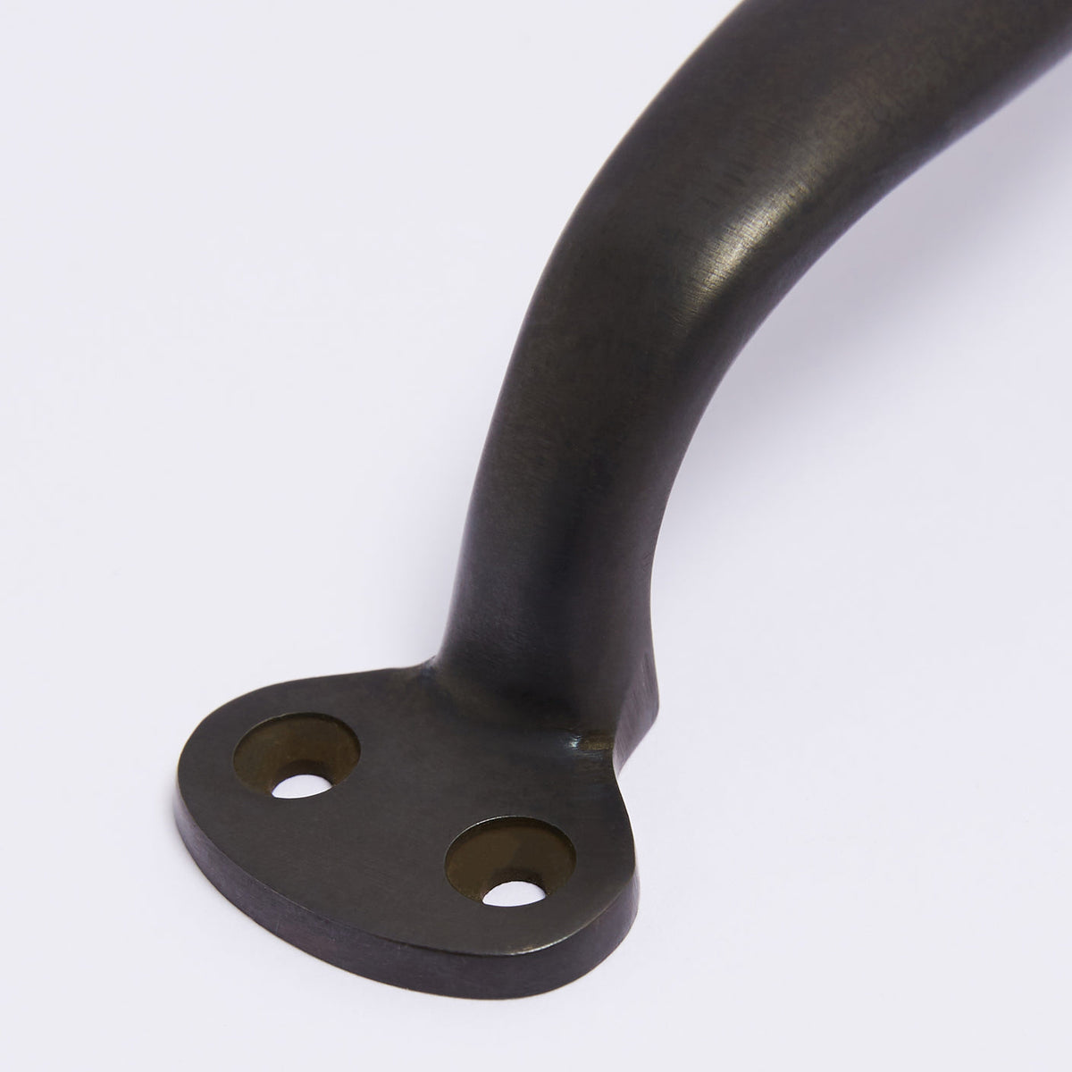 Highland Handle in scorched black, detail