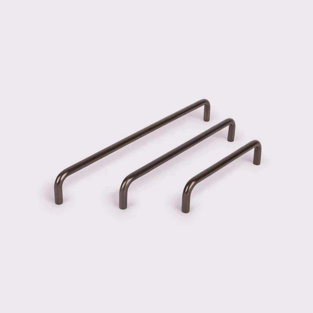 Ren Handle in oil rubbed bronze by Hepburn Hardware