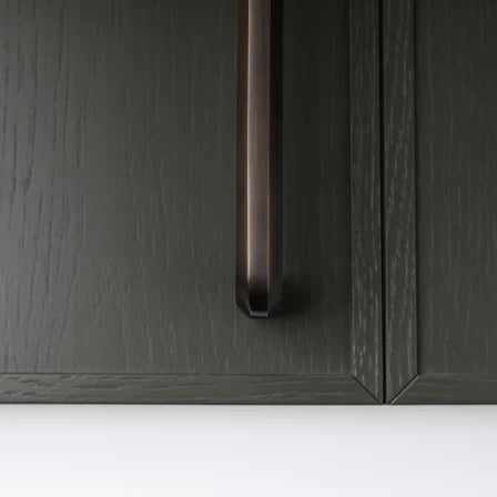Henley Appliance Pull in antique bronze, detail