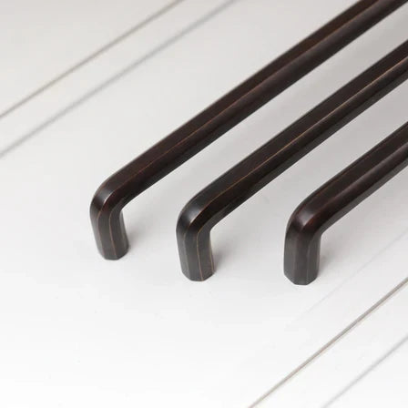 Henley Handle in antique bronze, detail