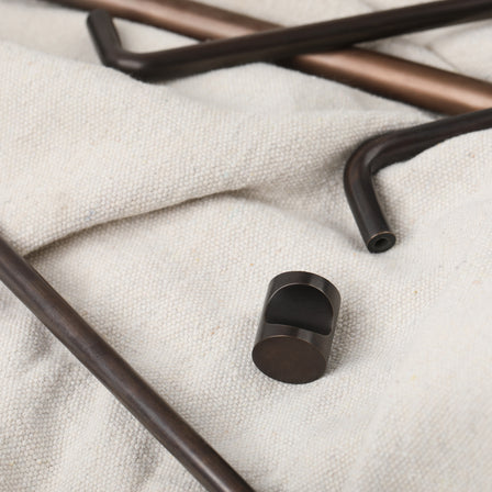 Ren Knob in antique bronze, detail