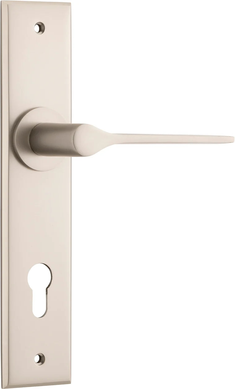 Como Lever - Chamfered Backplate - Ella Grace - Iver - Satin Nickel - Door Levers