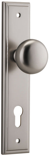 Cambridge Knob - Stepped Backplate - Ella Grace - Iver - Satin Nickel - Door Knobs