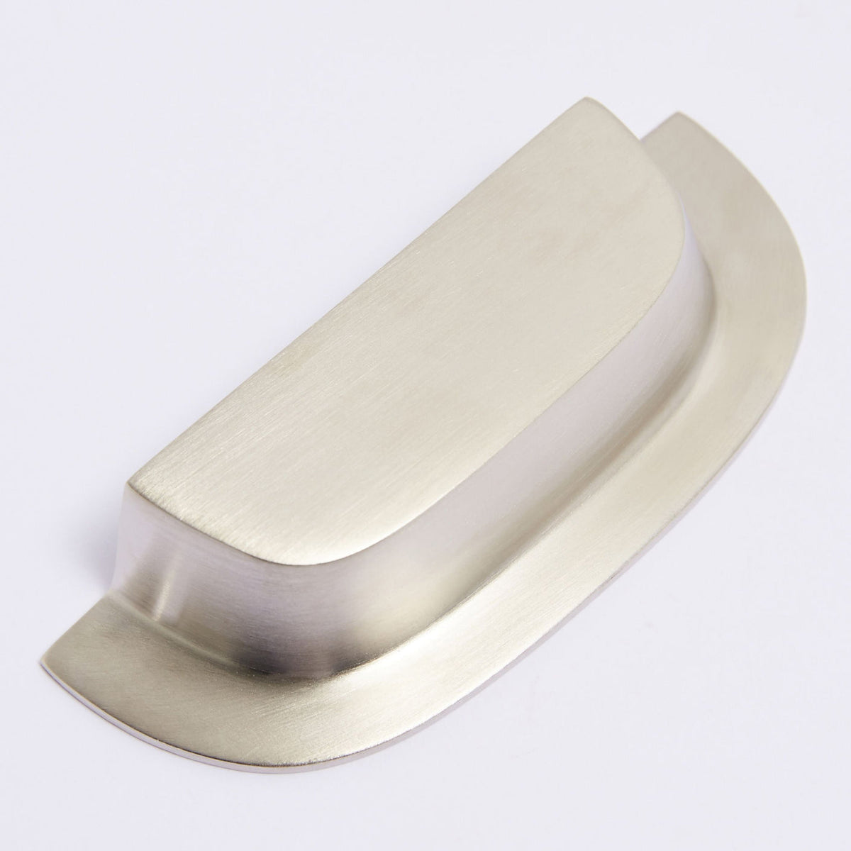 Highland Cup Pull in satin nickel, detail