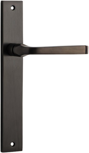 Annecy Lever - Rectangular Backplate - Ella Grace - Iver - Signature Brass - Door Levers