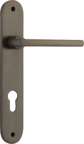 Baltimore Lever - Oval Backplate - Ella Grace - Iver - Signature Brass - Door Levers