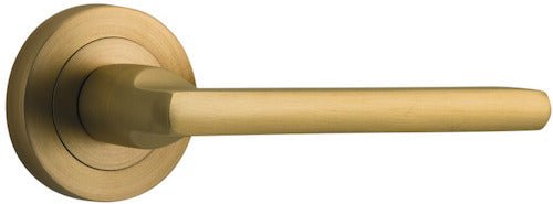 Baltimore Lever - Round Rose - Ella Grace - Iver - Polished Brass - Door Levers