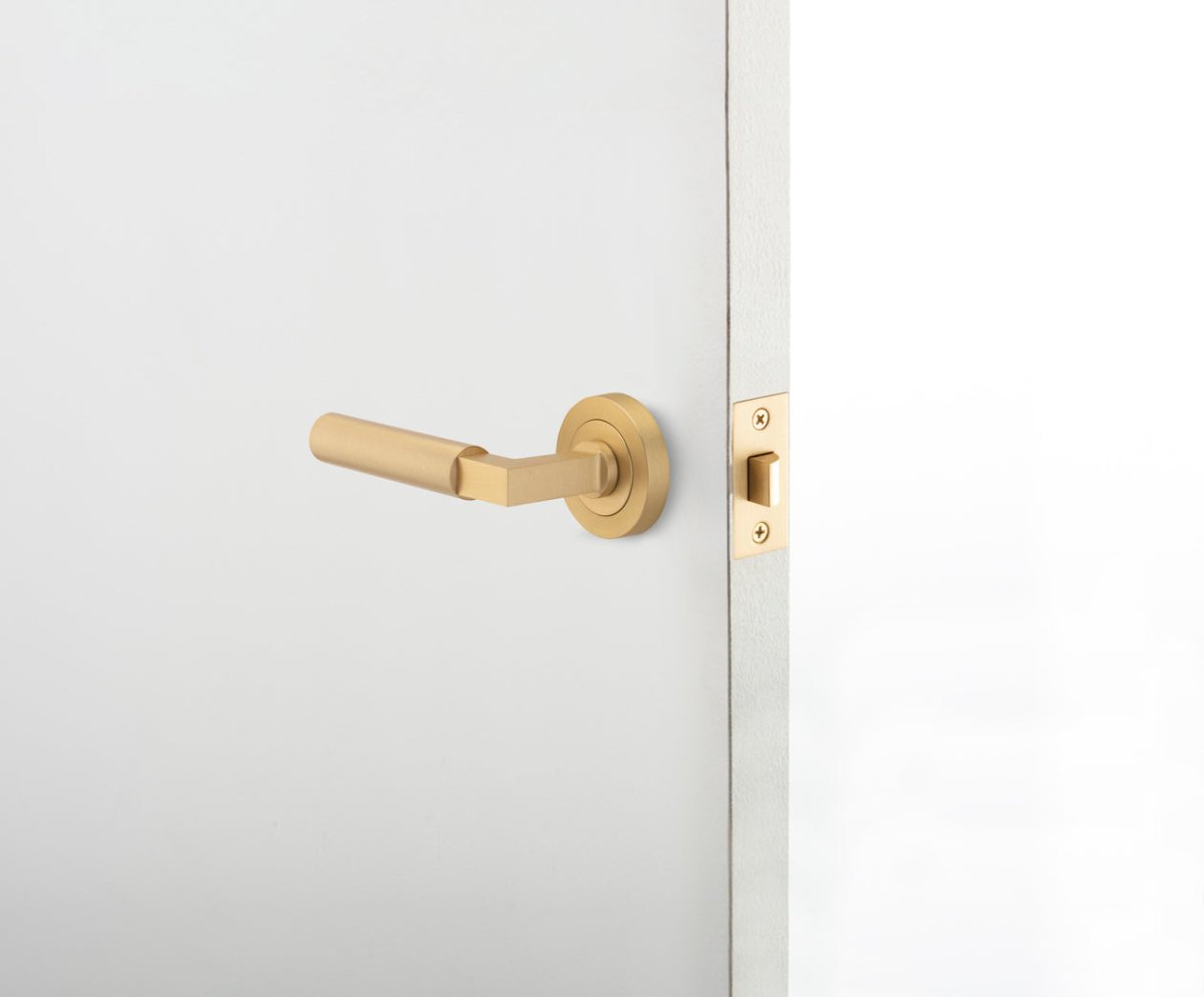 Berlin Lever - Round Rose - Ella Grace - Iver - Brushed Brass - Door Levers