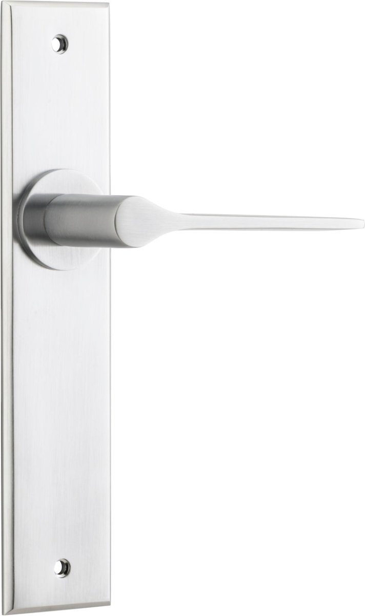 Como Lever - Chamfered Backplate - Ella Grace - Iver - Brushed Chrome - Door Levers