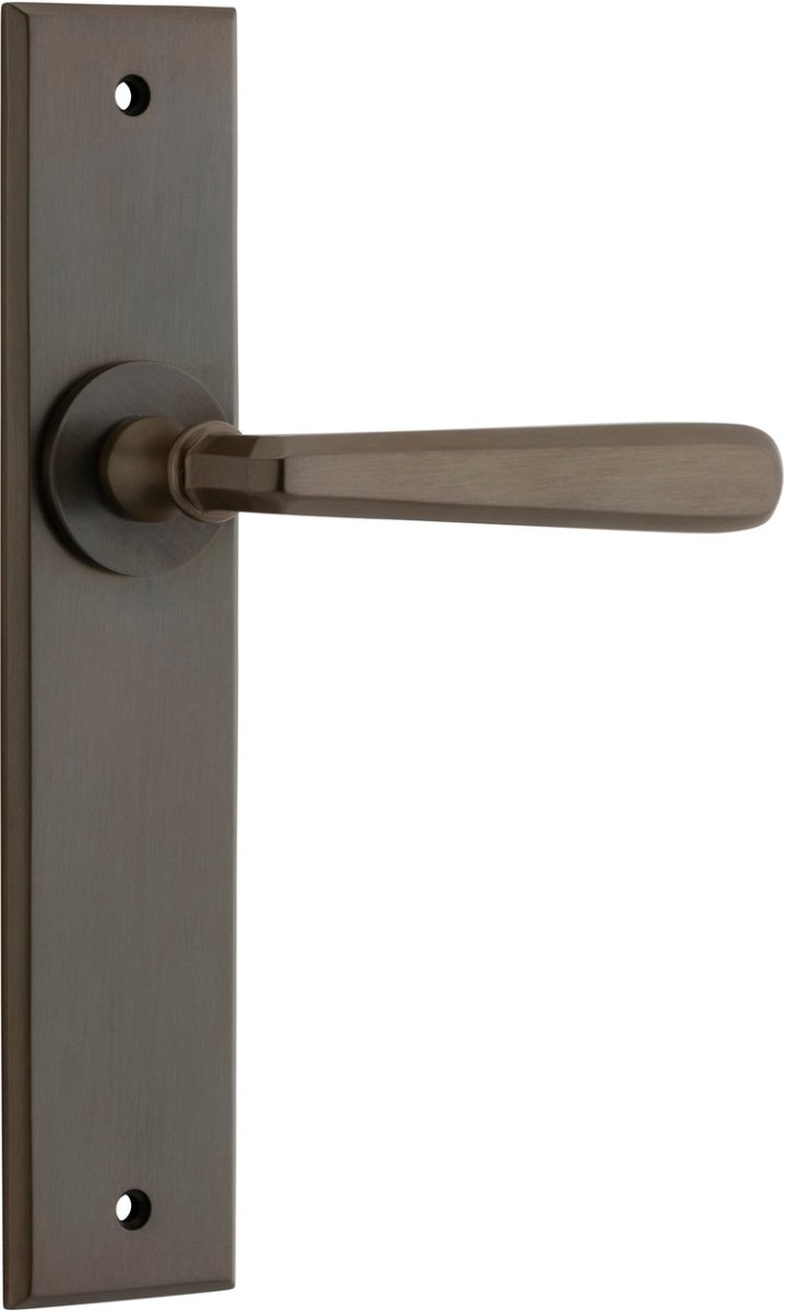 Copenhagen Lever - Chamfered Backplate - Ella Grace - Iver - Signature Brass - Door Levers