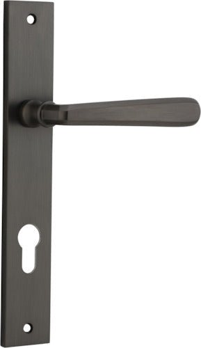 Copenhagen Lever - Rectangular Backplate - Ella Grace - Iver - Signature Brass - Door Levers