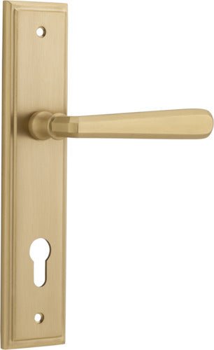 Copenhagen Lever - Stepped Backplate - Ella Grace - Iver - Brushed Brass - Door Levers