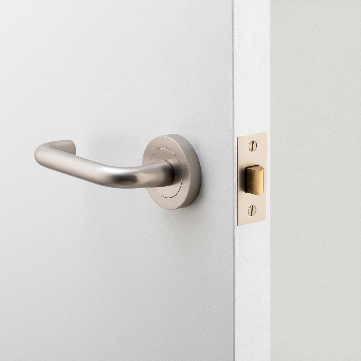 DDA Compliant Oslo Lever - Round Rose - Ella Grace - Iver - Polished Brass - Door Levers