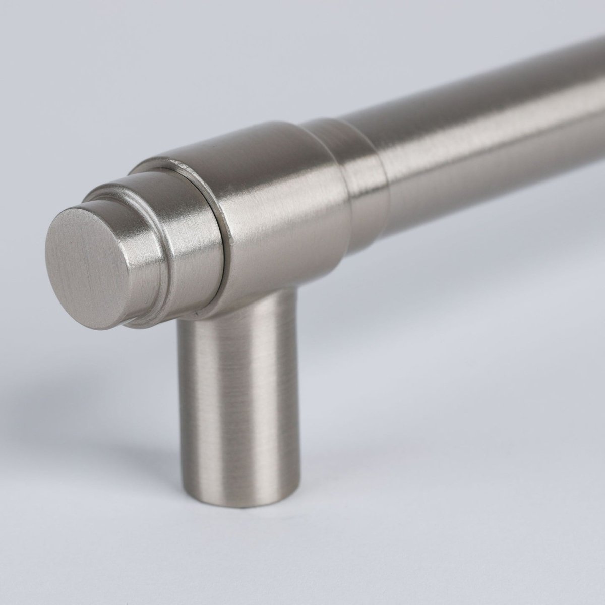 Georgia Appliance Pull in satin nickel, detail