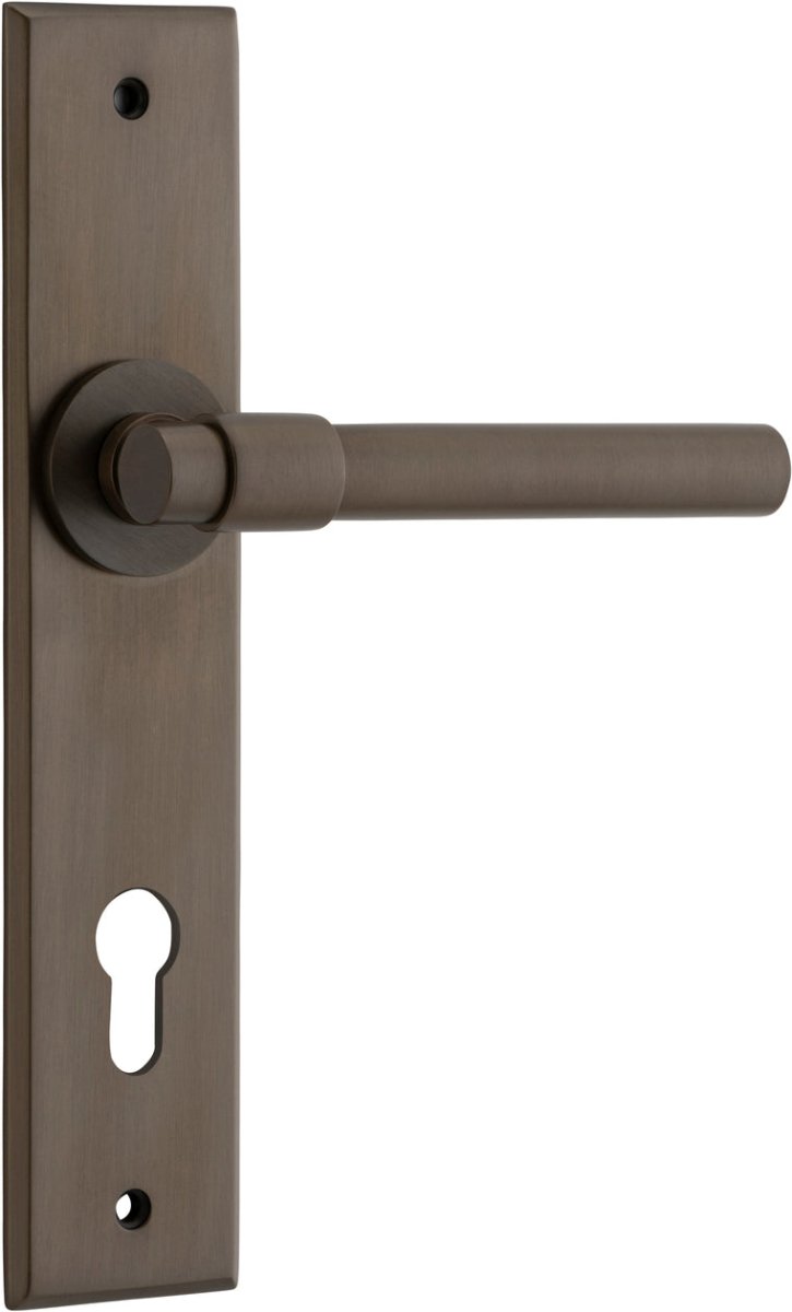 Helsinki Lever - Chamfered Backplate - Ella Grace - Iver - Signature Brass - Door Levers