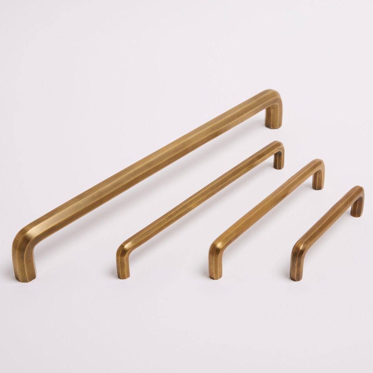 Henley Appliance Pull fitted to integrated cabinetry