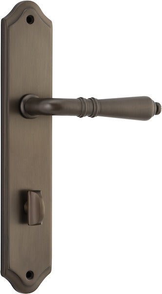 Sarlat Lever - Shouldered Backplate - Ella Grace - Iver - Signature Brass - Door Levers